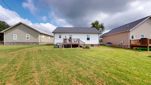 $308,900 | 594 Main Street, Burns, TN 37029