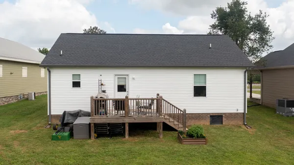 $308,900 | 594 Main Street, Burns, TN 37029