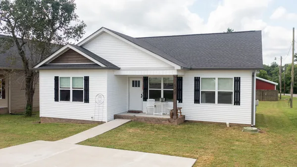 $308,900 | 594 Main Street, Burns, TN 37029
