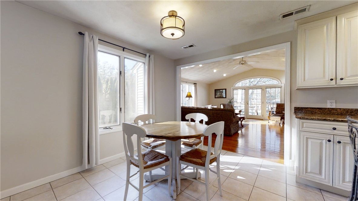 180 Shady Valley Road Coventry, RI 02816 - Photo 17 of 38