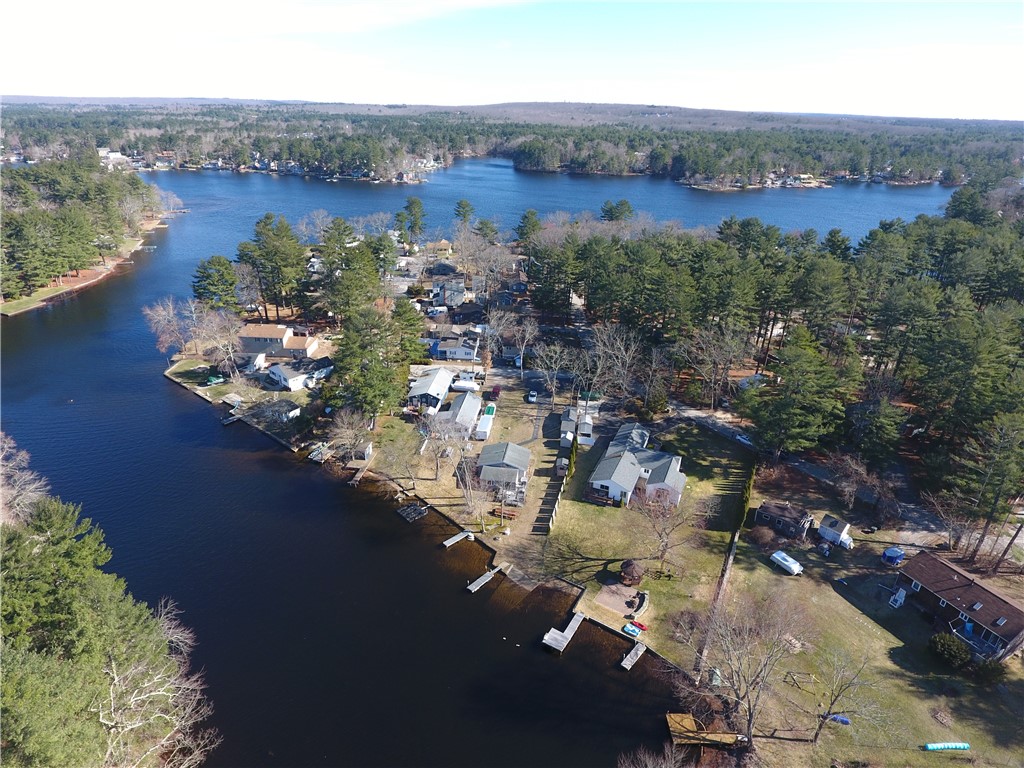 180 Shady Valley Road Coventry, RI 02816 - Photo 5 of 38