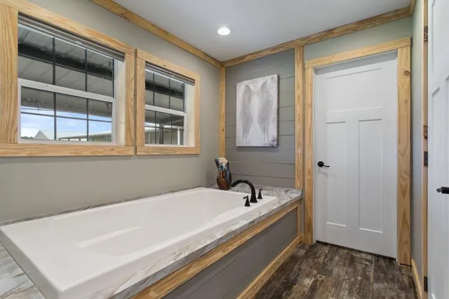 $689,988 | 8642 South Fm 779, Alba, TX 75410