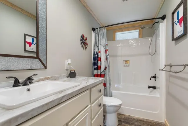 $689,988 | 8642 South Fm 779, Alba, TX 75410