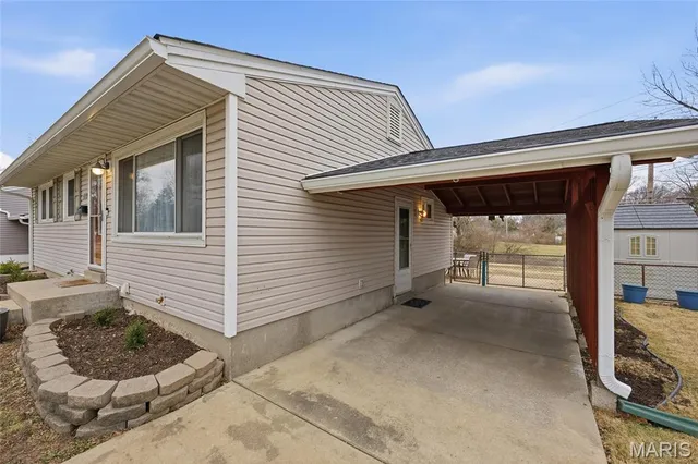 $155,000 | 485 South St Jacques Street, Florissant, MO 63031