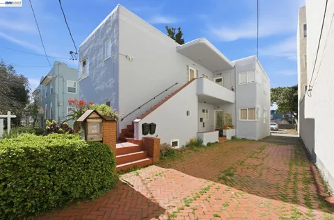 $1,700,000 | 1682 Oxford Street, Berkeley, CA 94709