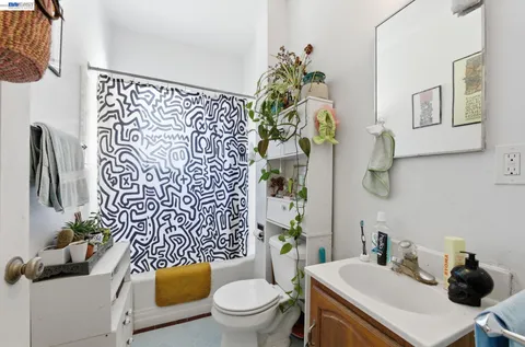 $1,700,000 | 1682 Oxford Street, Berkeley, CA 94709