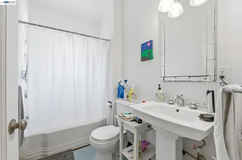 $1,700,000 | 1682 Oxford Street, Berkeley, CA 94709