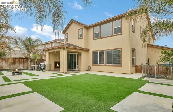 $869,000 | 8461 Pinehollow Circle, Discovery Bay, CA 94505