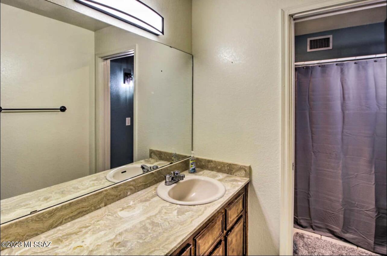 8271 North Oracle Road, Unit 145 Tucson, AZ 85704 - Photo 13 of 24