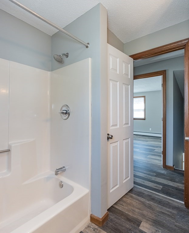 396-398 Fernbank Road Springfield, MA 01129 - Photo 13 of 24 Gallery Image 13