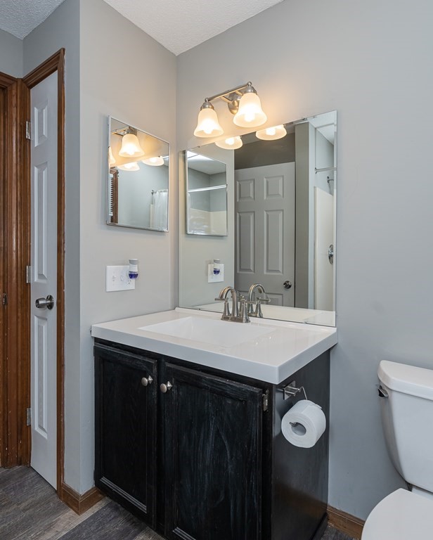 396-398 Fernbank Road Springfield, MA 01129 - Photo 14 of 24 Gallery Image 14