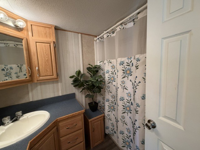 2795 East 28th Road Marseilles, IL 61341 - Photo 39 of 75 a bathroom with a sink toilet and shower
