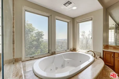 $2,998,000 | 1248 East Tujunga Avenue, Burbank, CA 91501