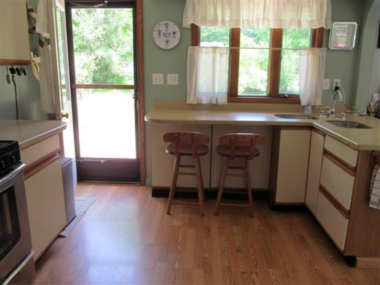 678 West Hile Road Muskegon, MI 49441 - Photo 3 of 24 Additional Photo