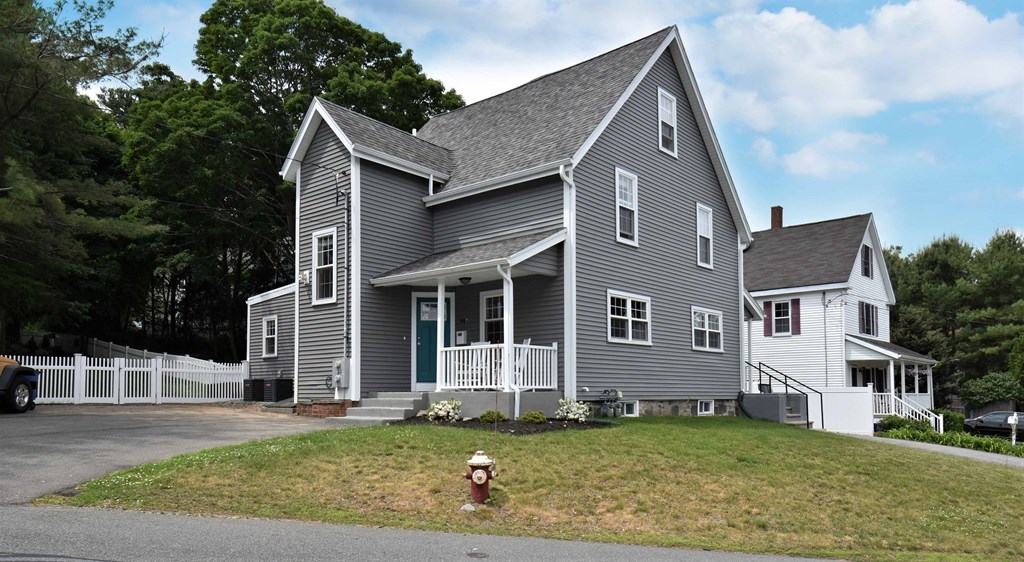 94 Parker Road, Unit A Wakefield, MA 01880 - Photo 1 of 27 Gallery Image 1