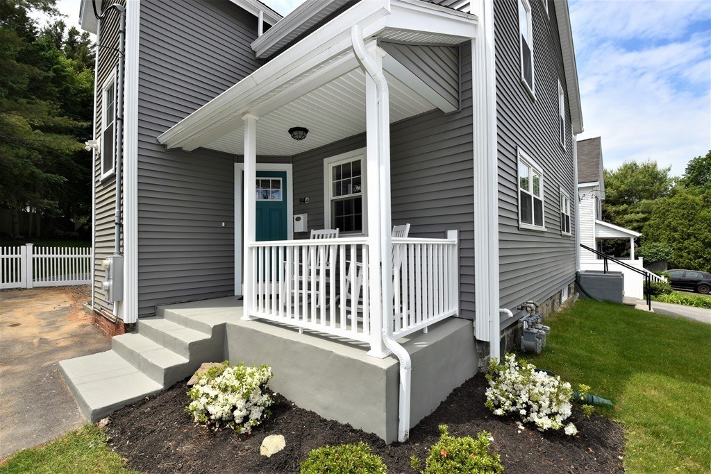 94 Parker Road, Unit A Wakefield, MA 01880 - Photo 3 of 27 Gallery Image 3