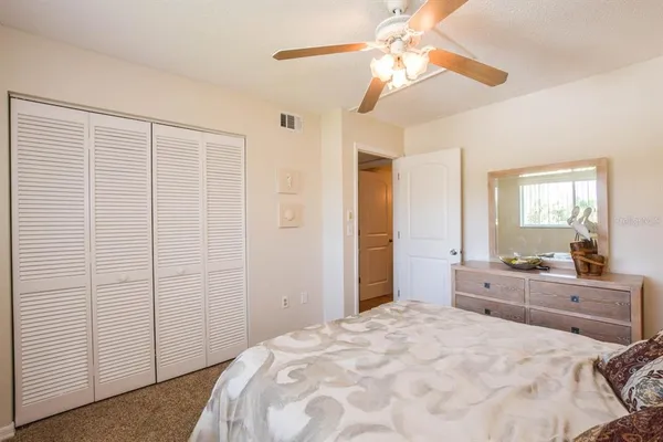 $225,000 | 408 Cerromar Circle South, Unit 236, Venice, FL 34293