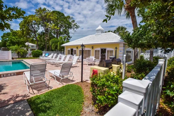 $225,000 | 408 Cerromar Circle South, Unit 236, Venice, FL 34293