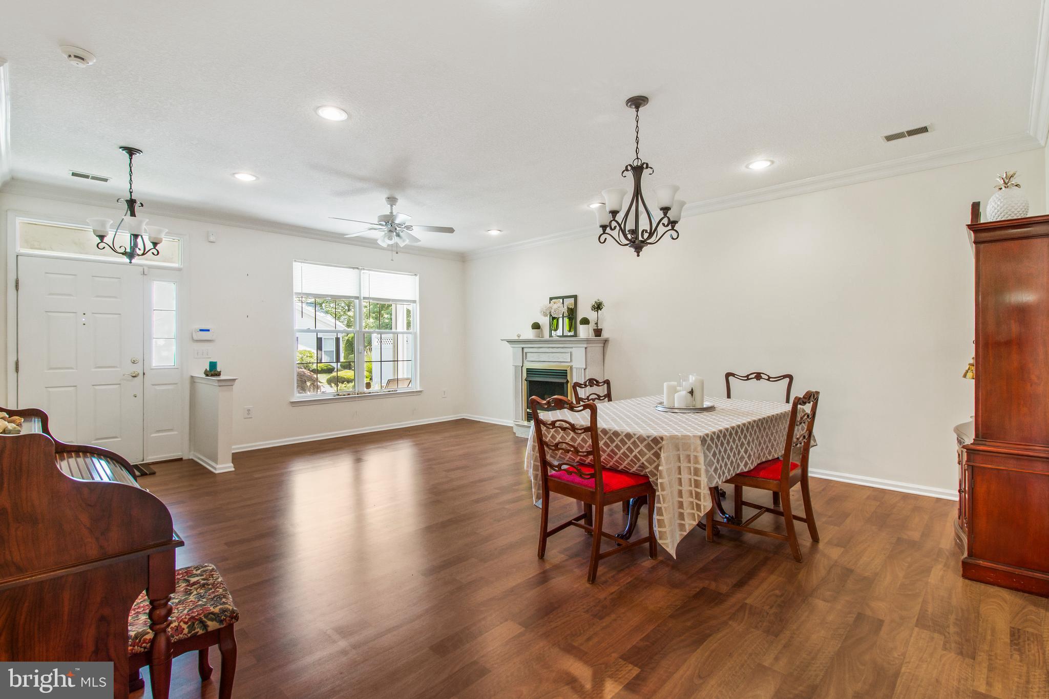 40 Silverside Road Lakewood, NJ 08701 - Photo 3 of 20 Gallery Image 3