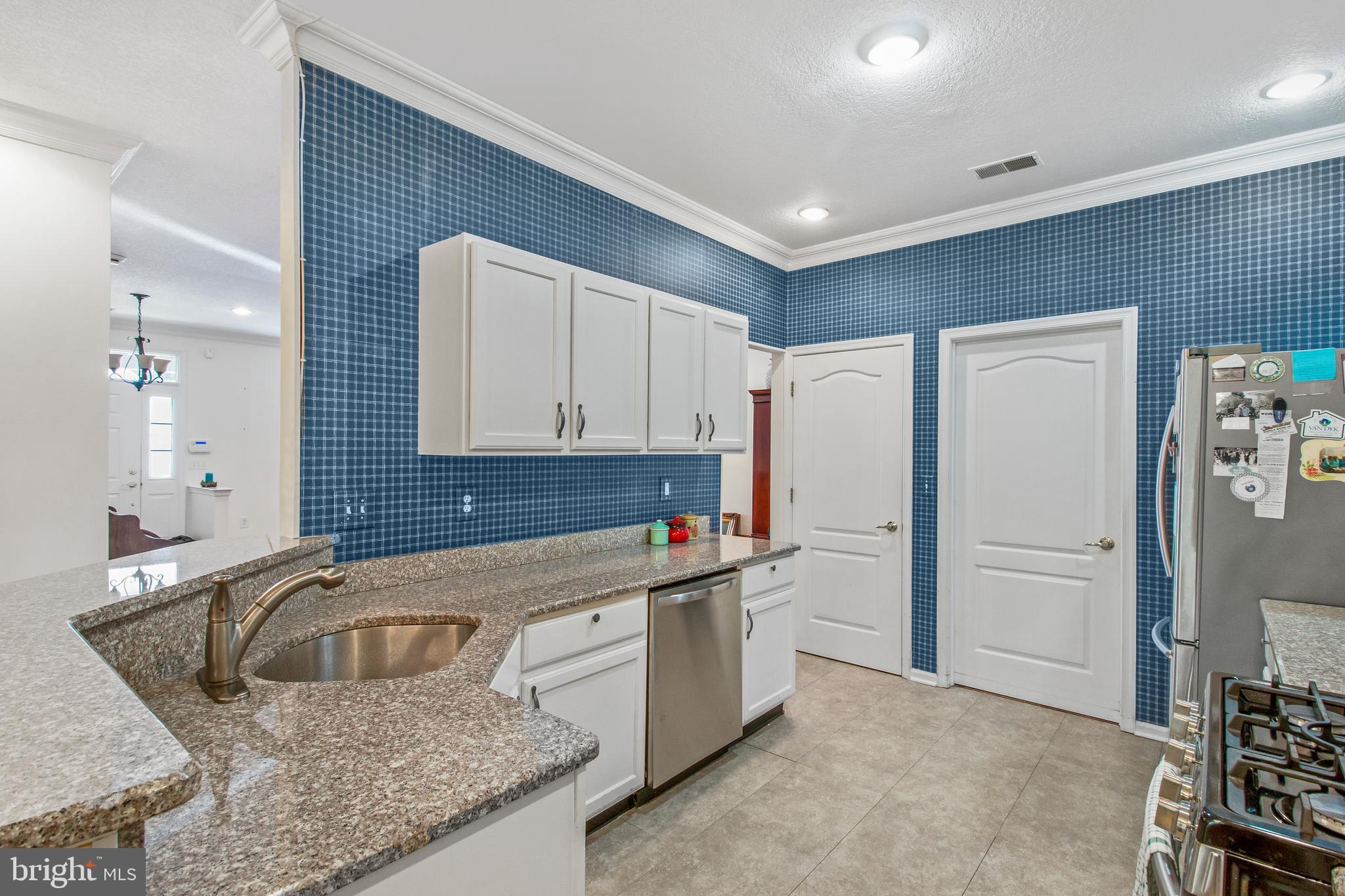 40 Silverside Road Lakewood, NJ 08701 - Photo 5 of 20 Gallery Image 5