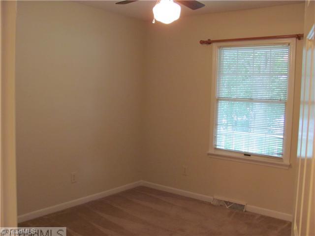 1805 Overlook Point Road High Point, NC 27265 - Photo 5 of 12 2nd Bedroom.