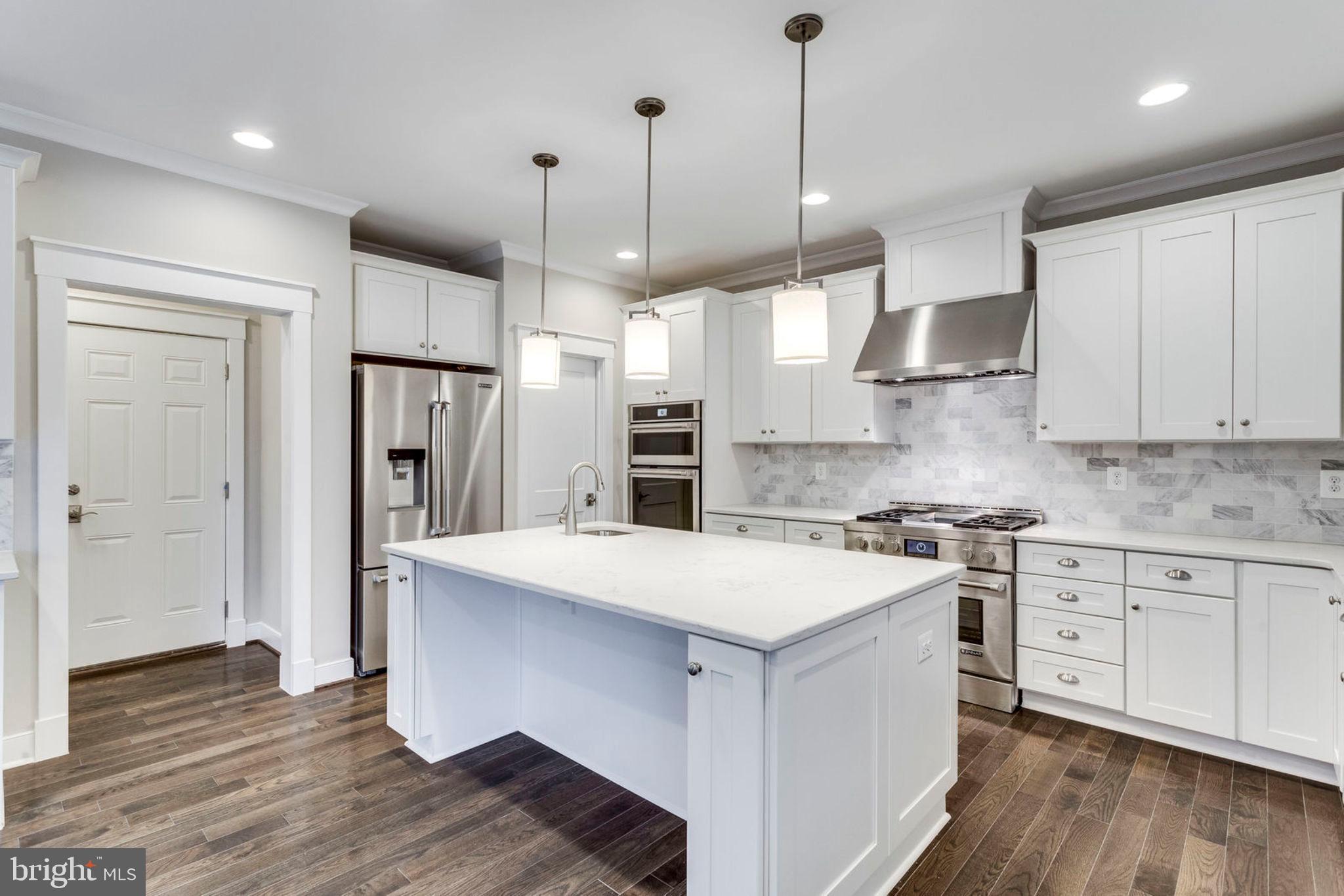 7204 Gordons Road Falls Church, VA 22043 - Photo 12 of 20