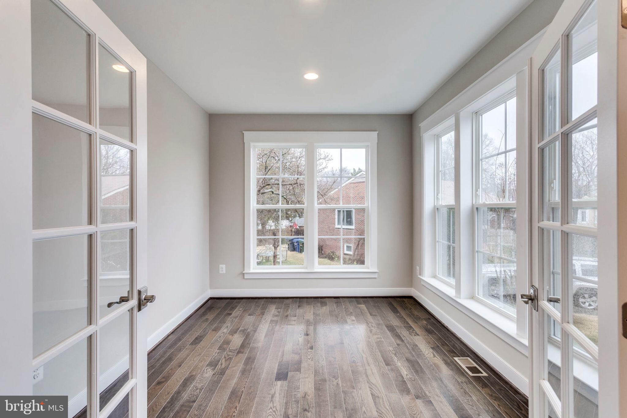 7204 Gordons Road Falls Church, VA 22043 - Photo 3 of 20