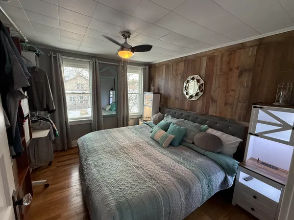 $274,900 | 2122 Lincoln Street, Two Rivers, WI 54241