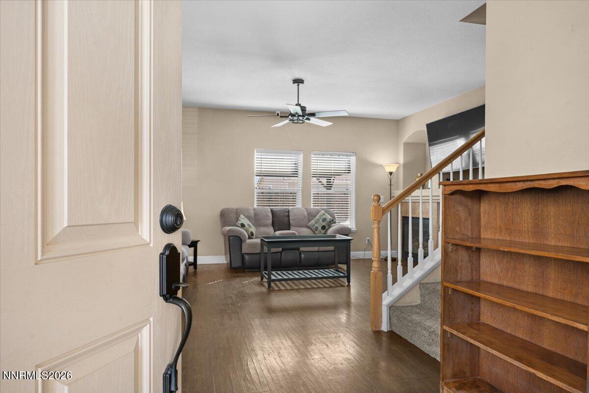 5040 Hitch Road Reno, NV 89506 - Photo 4 of 35 04-5040 Hitch Road Reno NV 89506 (4 of 3