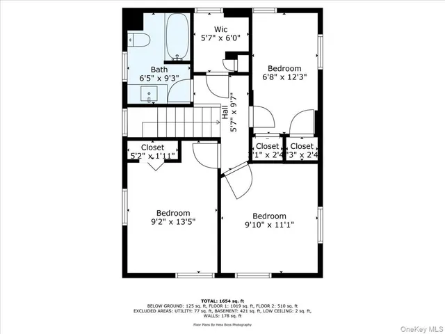 a picture of a floor plan