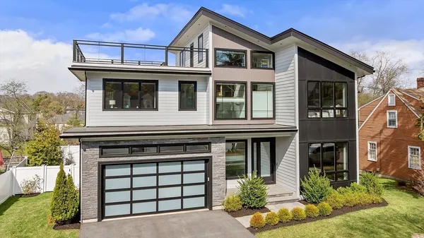 $3,195,000 | 9 Whittlesey Road, Newton, MA 02459