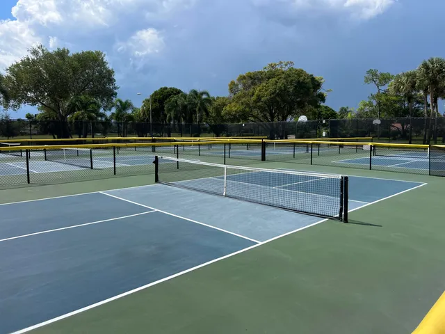 $335,000 | 13403 Touchstone Place, Unit A102, Palm Beach Gardens, FL 33418