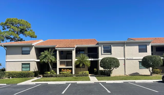 $335,000 | 13403 Touchstone Place, Unit A102, Palm Beach Gardens, FL 33418