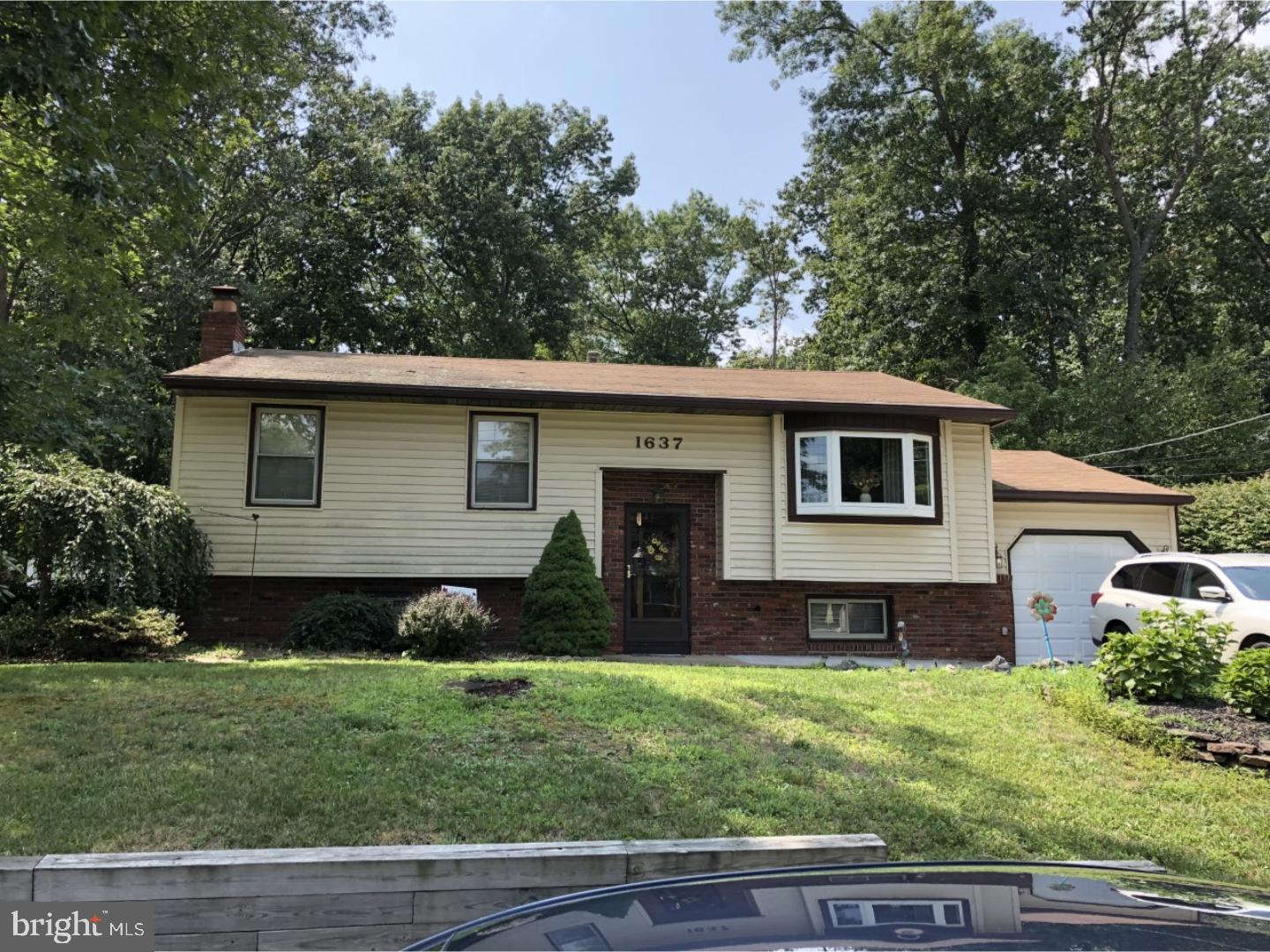 1637 Red Oak Road Williamstown, NJ 08094 - Photo 1 of 21 Gallery Image 1