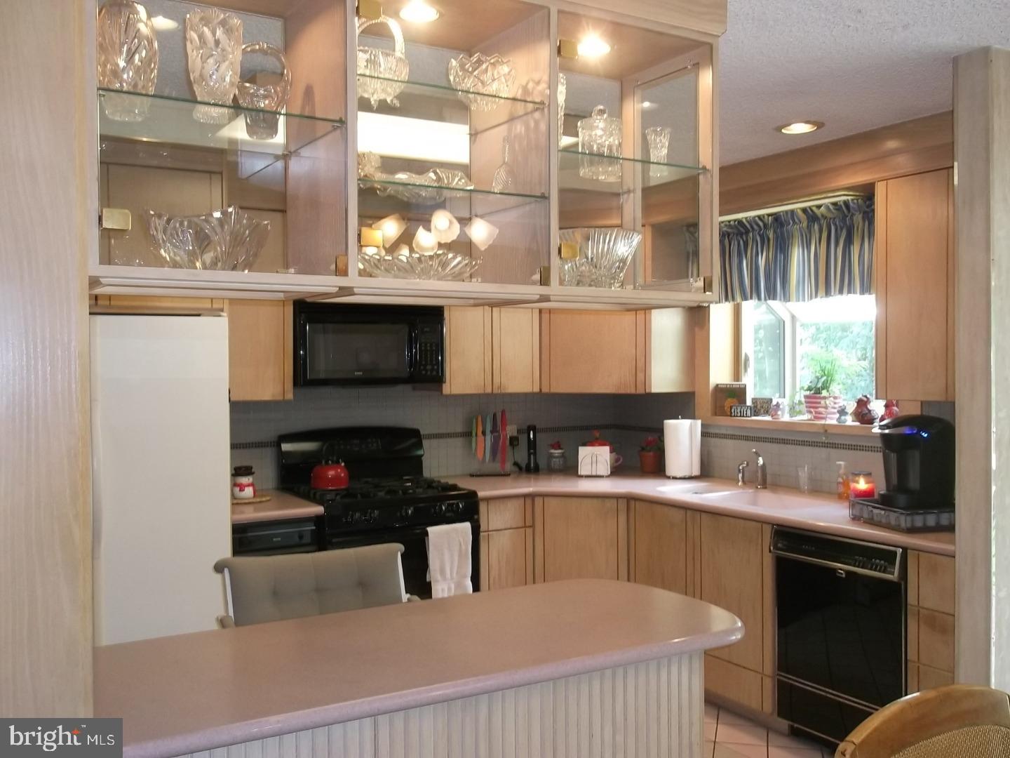 1637 Red Oak Road Williamstown, NJ 08094 - Photo 6 of 21 Gallery Image 6