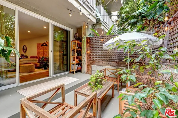 $4,200 | 874 Hammond Street, Unit 1, West Hollywood, CA 90069