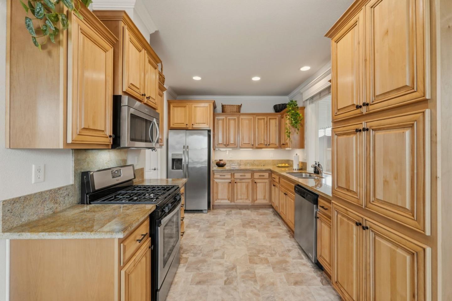 195 Blossom Hill Road, Unit 161 San Jose, CA 95123 - Photo 14 of 55