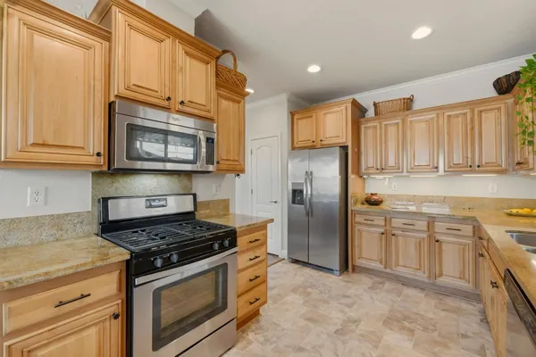 $399,999 | 195 Blossom Hill Road, Unit 161, San Jose, CA 95123