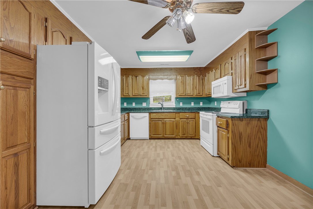517 Fowler Road West Union, SC 29696 - Photo 8 of 46 Gallery Image 8