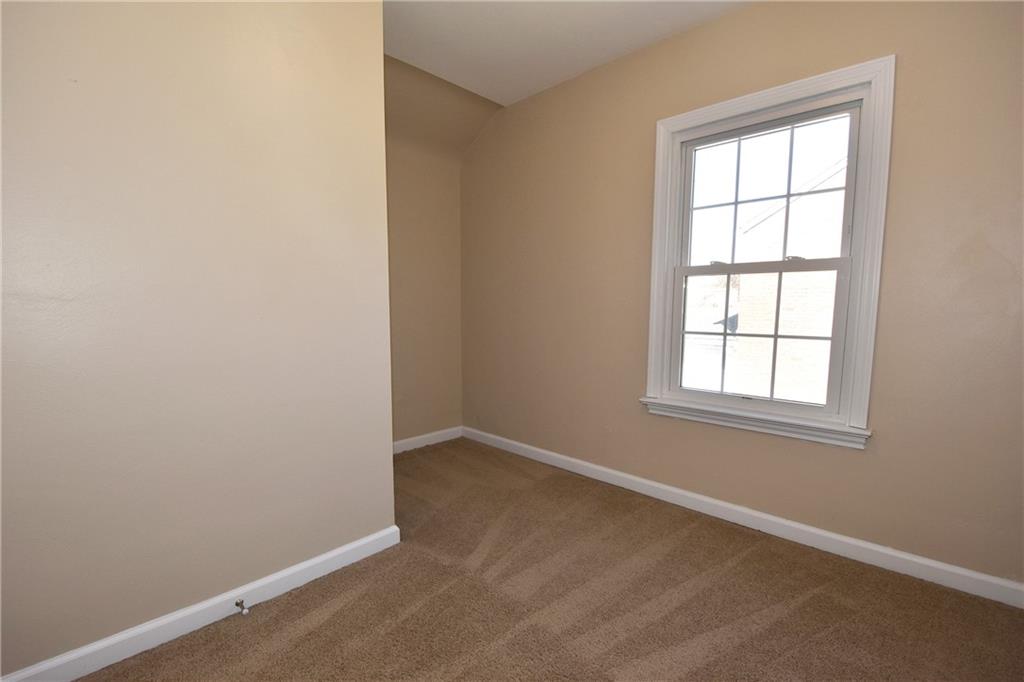 5470 Library Road Bethel Park, PA 15102 - Photo 17 of 24 an empty room with a window