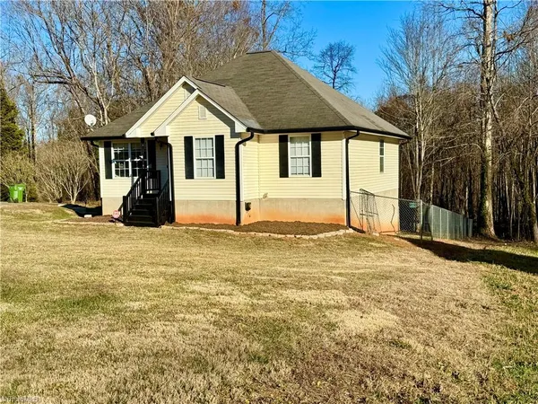 $291,000 | 7243 Wanda Vista Court, Pfafftown, NC 27040