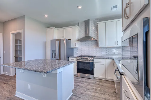 $499,800 | 5133 Jackson Drive, Newburgh, IN 47630