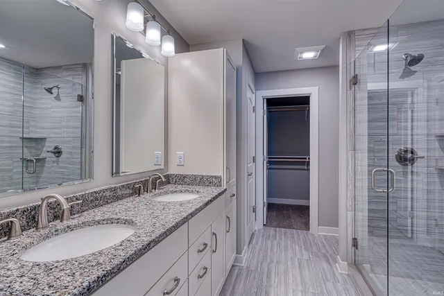 $499,800 | 5133 Jackson Drive, Newburgh, IN 47630