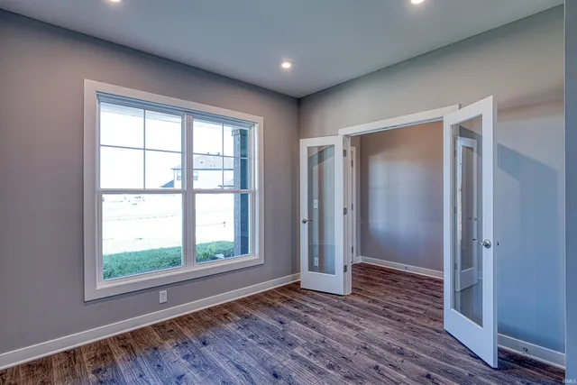 $499,800 | 5133 Jackson Drive, Newburgh, IN 47630