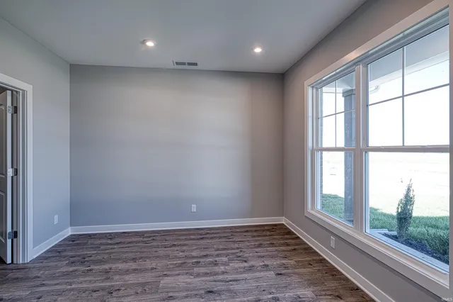 $499,800 | 5133 Jackson Drive, Newburgh, IN 47630