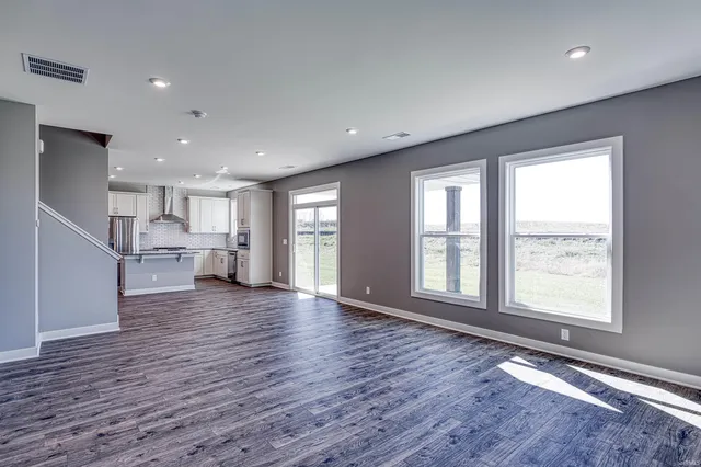 $499,800 | 5133 Jackson Drive, Newburgh, IN 47630