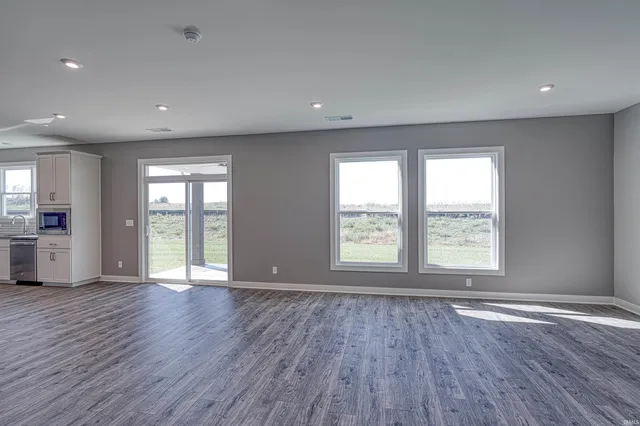 $499,800 | 5133 Jackson Drive, Newburgh, IN 47630