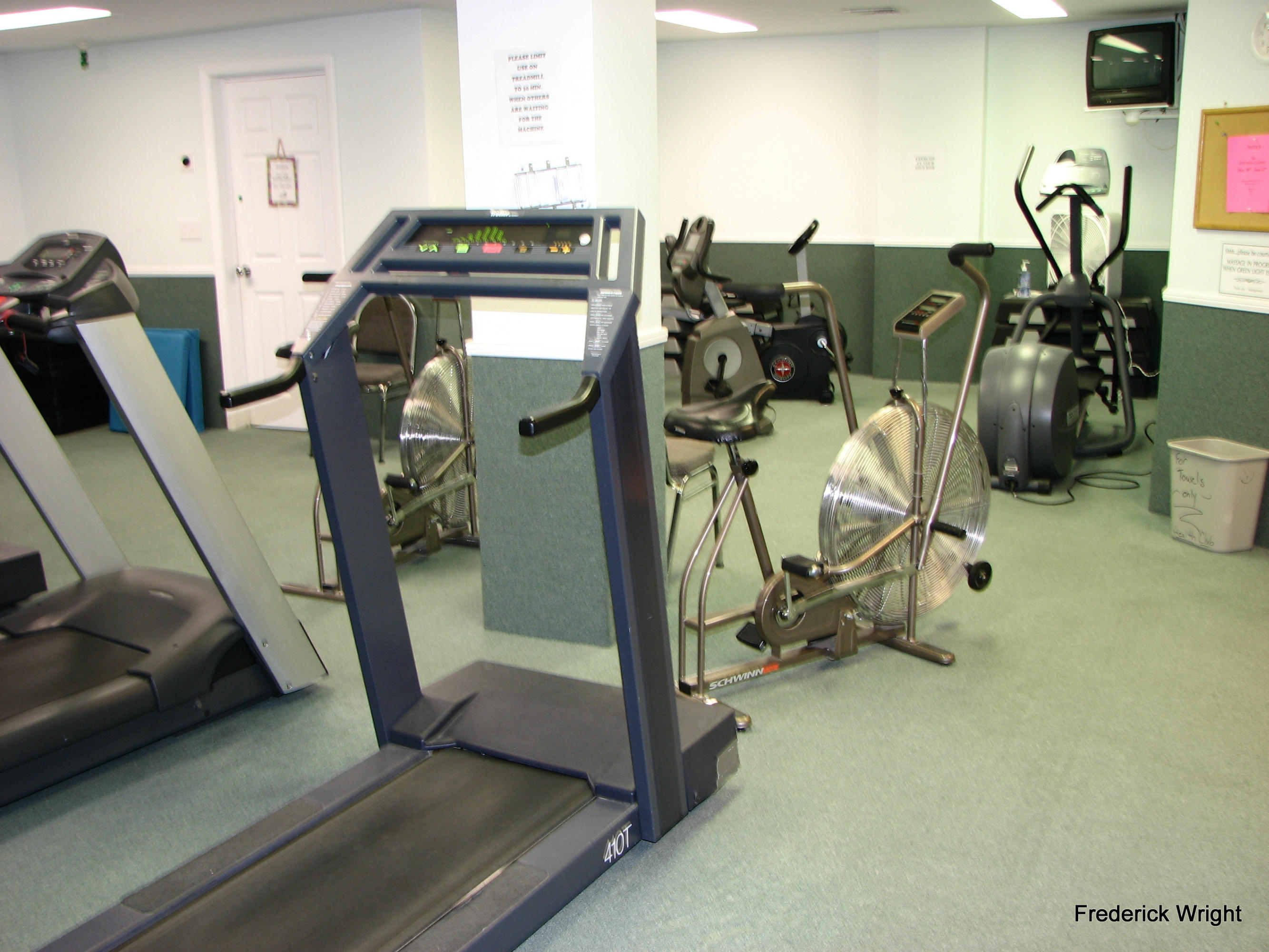 44 Cocoanut Row, Unit 423B Palm Beach, FL 33480 - Photo 11 of 11 Gym