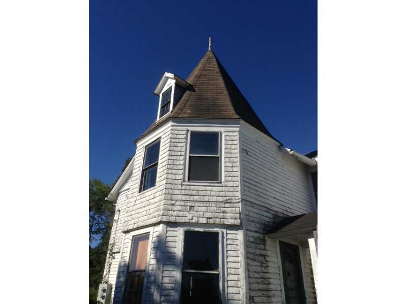2065 Boston Neck Road North Kingstown, RI 02874 - Photo 3 of 12 Exterior Front.