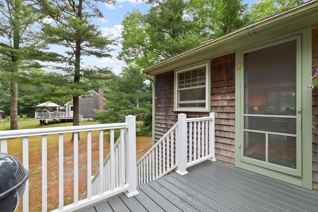 566 County Road Bourne, MA 02559 - Photo 10 of 38